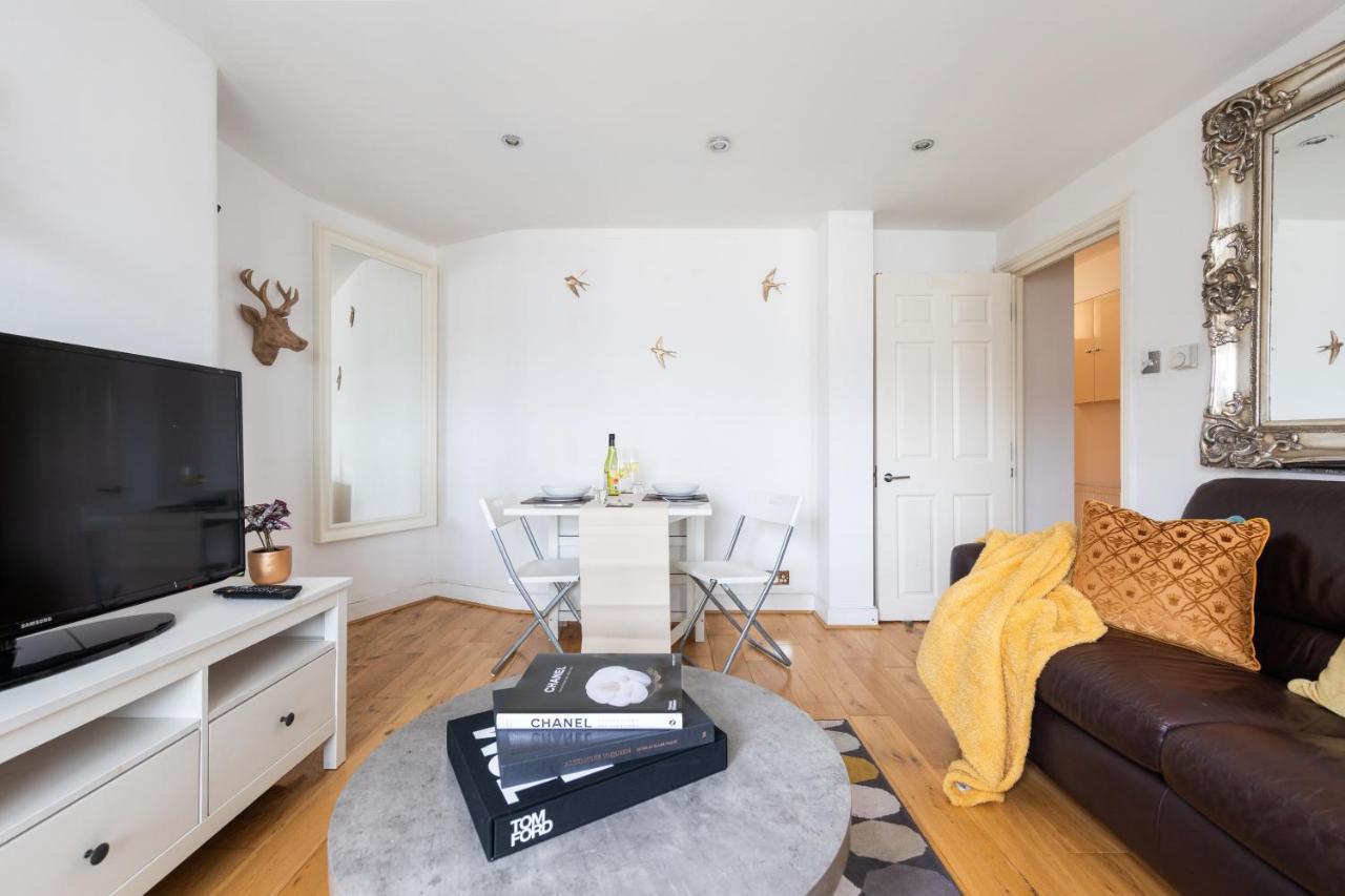 Spacious 1 Bed Oxford Street Apartment - Sleeps 4 لندن المظهر الخارجي الصورة